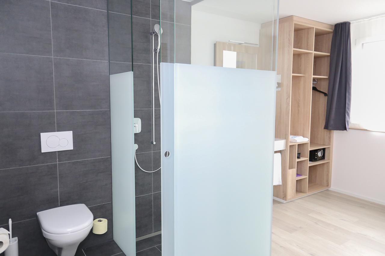 Kuttigen Hotel Traube Garni מראה חיצוני תמונה