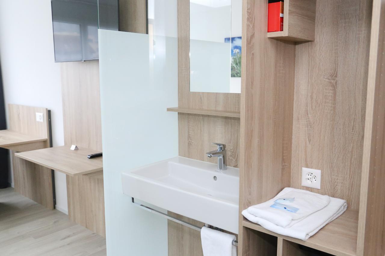 Kuttigen Hotel Traube Garni מראה חיצוני תמונה