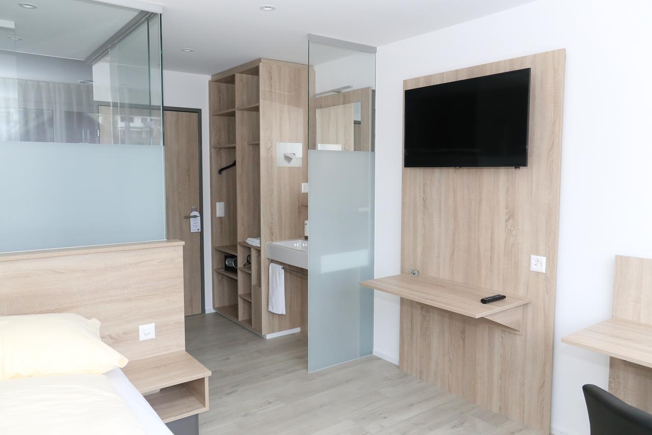 Kuttigen Hotel Traube Garni מראה חיצוני תמונה
