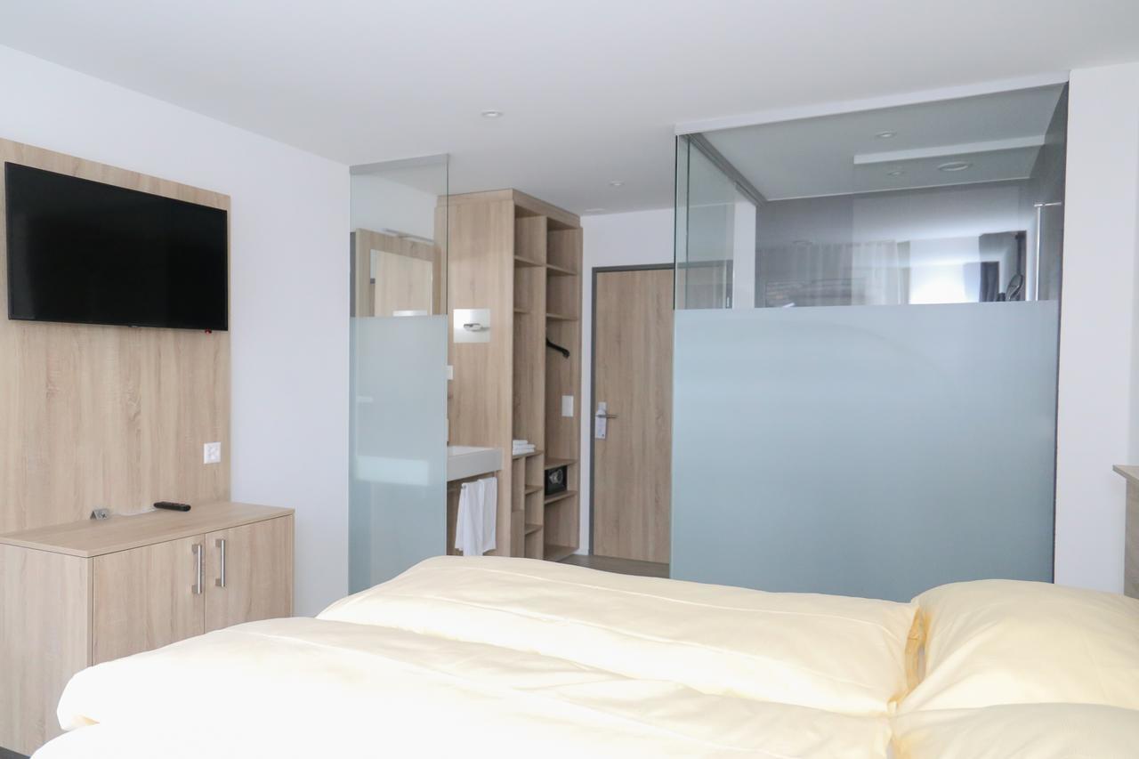 Kuttigen Hotel Traube Garni מראה חיצוני תמונה