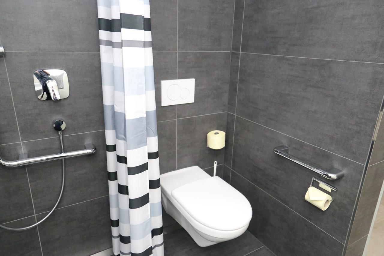 Kuttigen Hotel Traube Garni מראה חיצוני תמונה